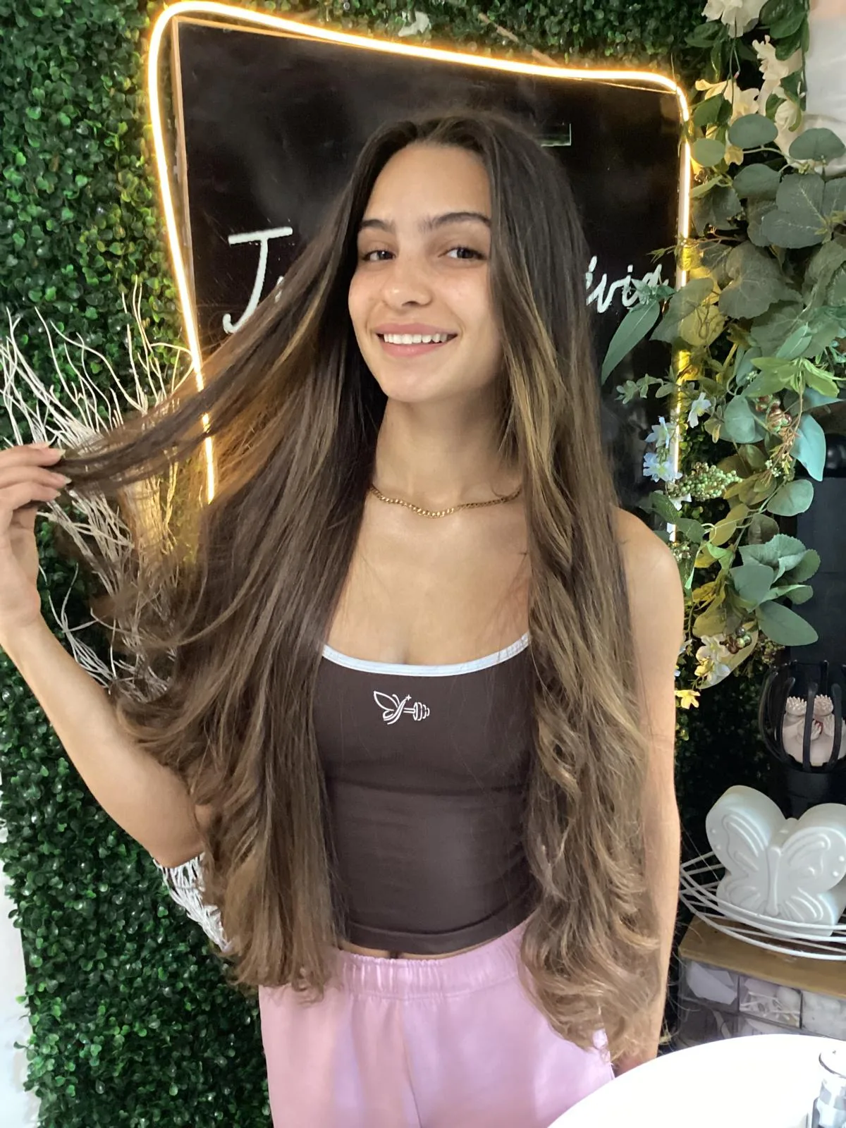 Resultado liso e longo com pontas modeladas